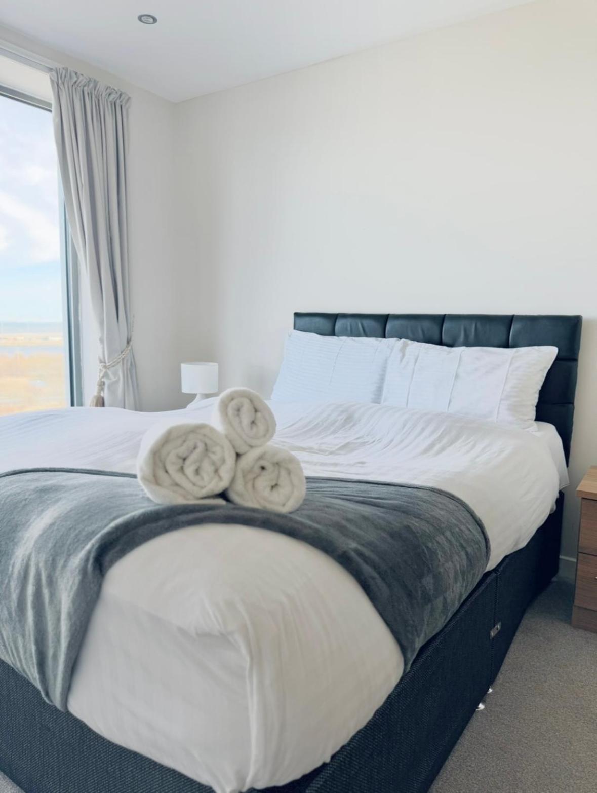 Modern Two Bedroom Apartments Edinburgh Dış mekan fotoğraf