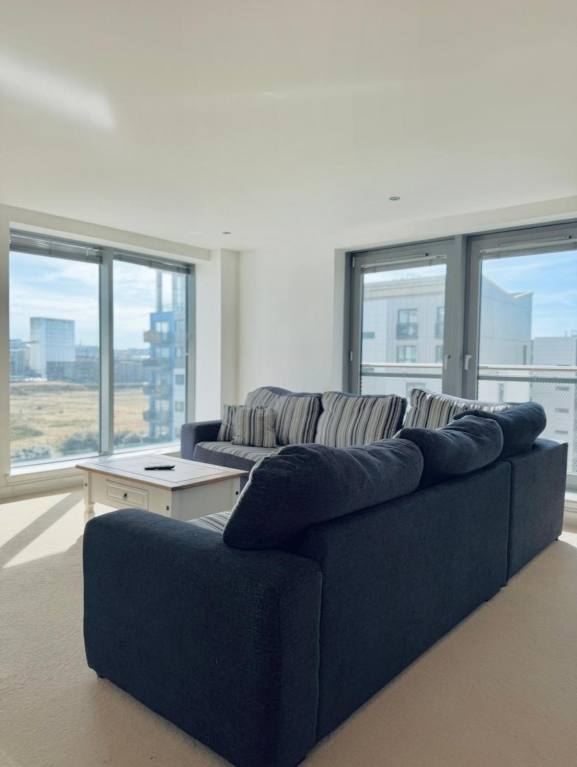Modern Two Bedroom Apartments Edinburgh Dış mekan fotoğraf