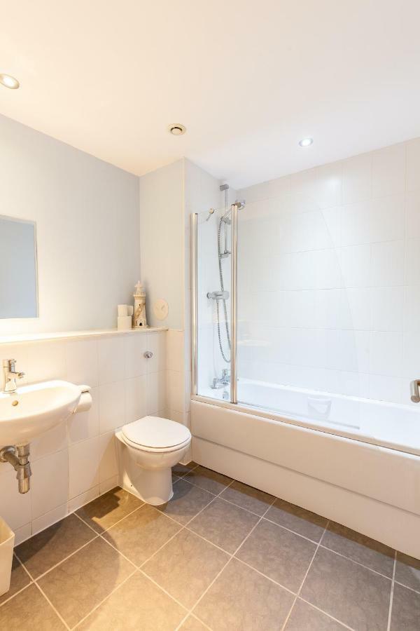Modern Two Bedroom Apartments Edinburgh Dış mekan fotoğraf